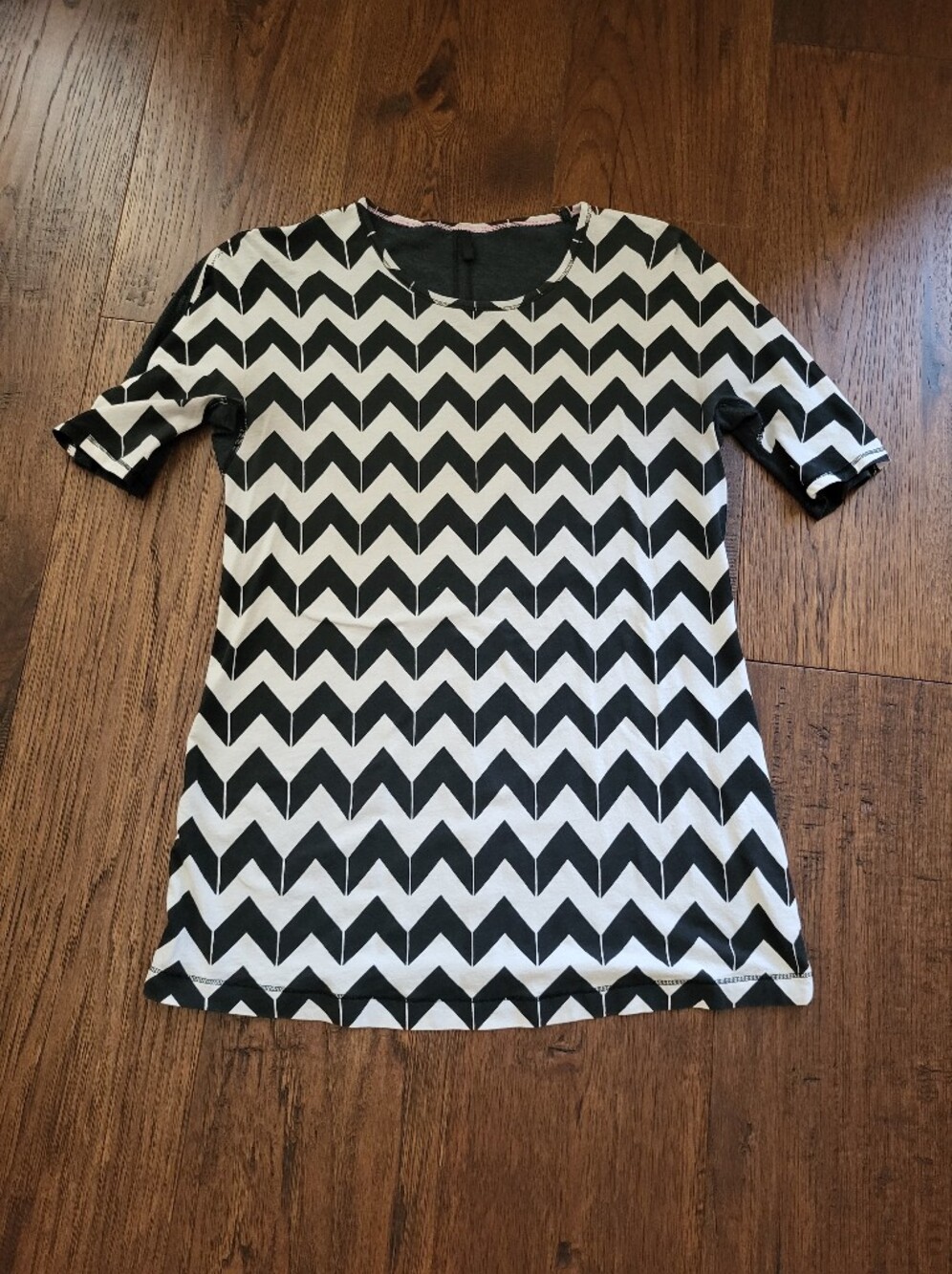 Lululemon Tee Shirt Size 6